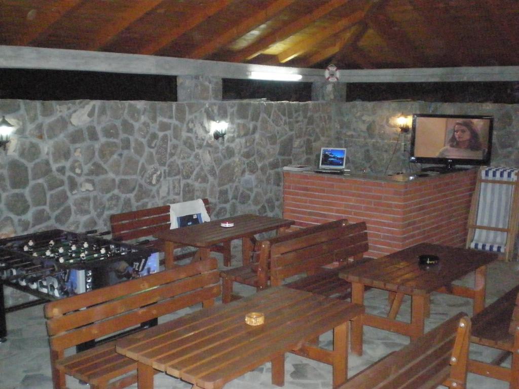 Apartments Vila Lazarevic Τίβατ Εξωτερικό φωτογραφία