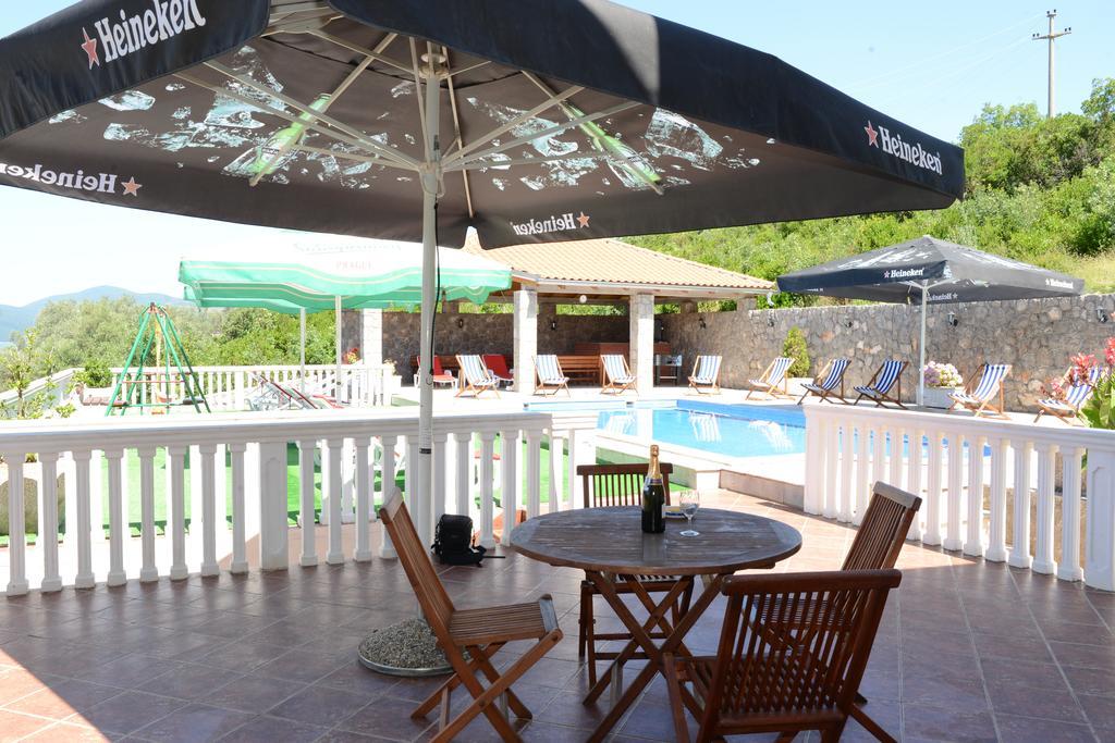 Apartments Vila Lazarevic Τίβατ Δωμάτιο φωτογραφία