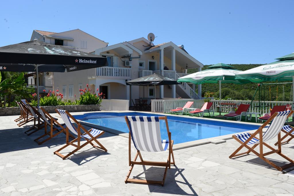Apartments Vila Lazarevic Τίβατ Εξωτερικό φωτογραφία