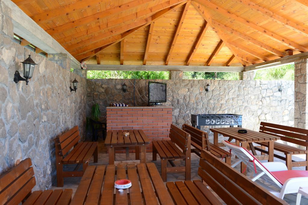Apartments Vila Lazarevic Τίβατ Εξωτερικό φωτογραφία