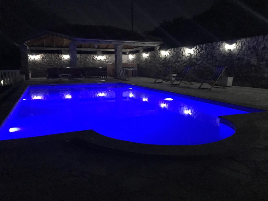 Apartments Vila Lazarevic Τίβατ Εξωτερικό φωτογραφία